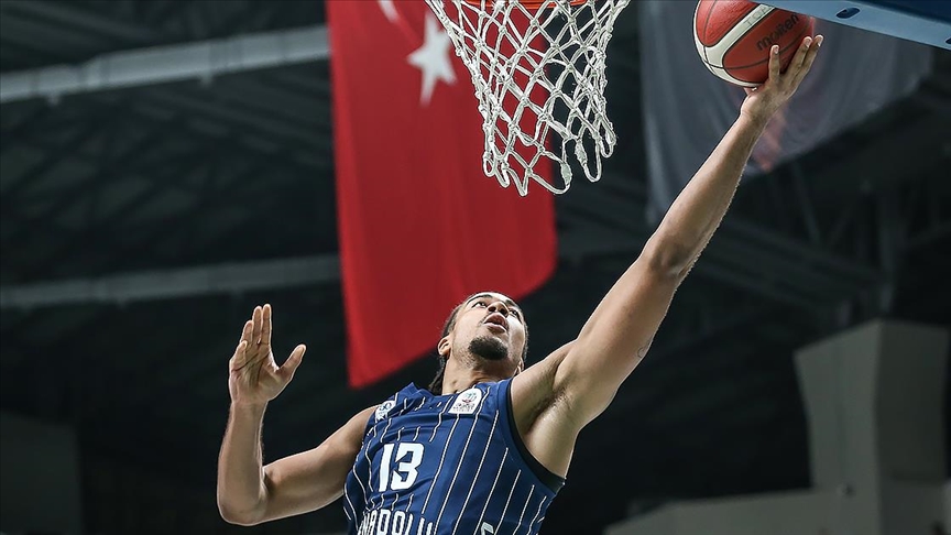 Anadolu Efes, Basketbol Avrupa Ligi'nde yarın Baskonia ile karşılaşacak