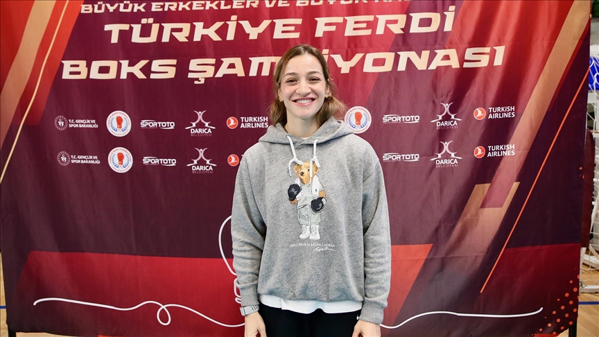 Milli boksör Buse Naz Çakıroğlu, koleksiyonunu tamamlamak için olimpiyat kotası kovalayacak