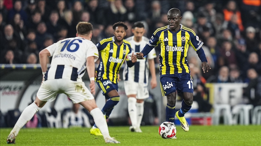 Fenerbahçe fırsat tepti