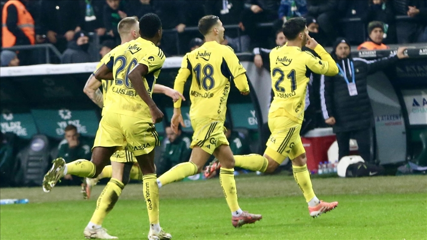 Fenerbahçe konuk olduğu Kocaelispor’u mağlup etti