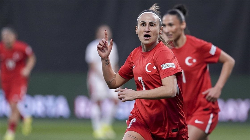 A Milli Kadın Futbol Takımı, Malta'yı 3-0 yendi