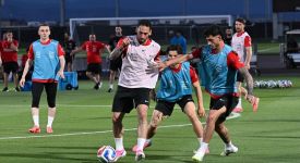 A Milli Futbol Takımı, Arizona'daki ilk idmanını taraftar eşliğinde yaptı